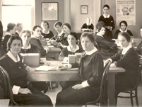1940 photo of all female classroom